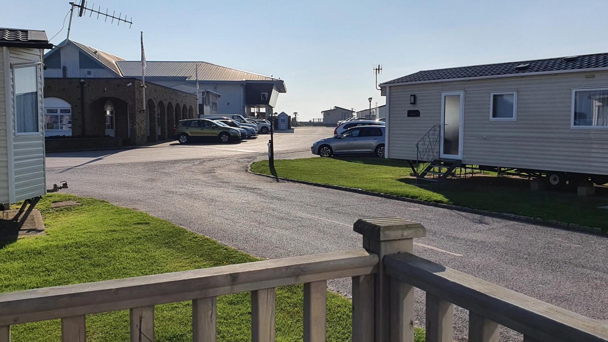 Carnaby Holiday Caravan, West Sands, Selsey Exterior foto